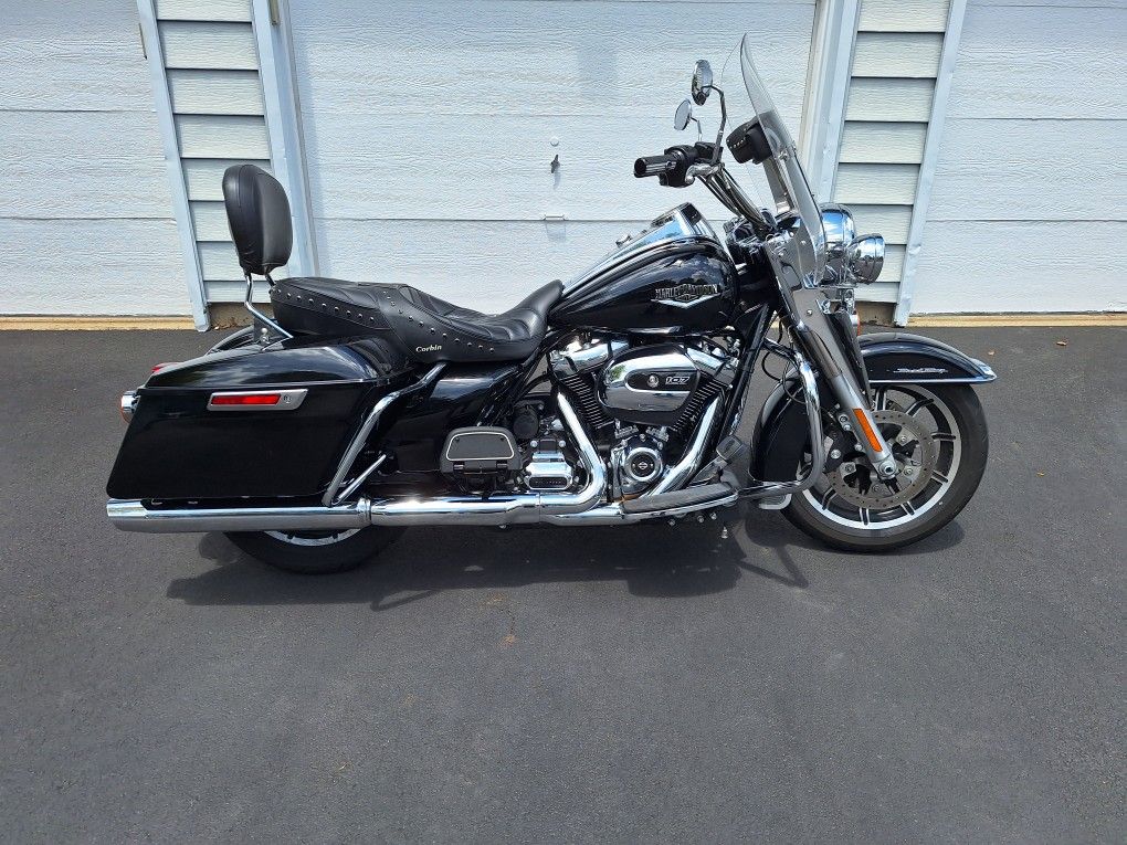 2018 Harley Davidson Road King FLHR
