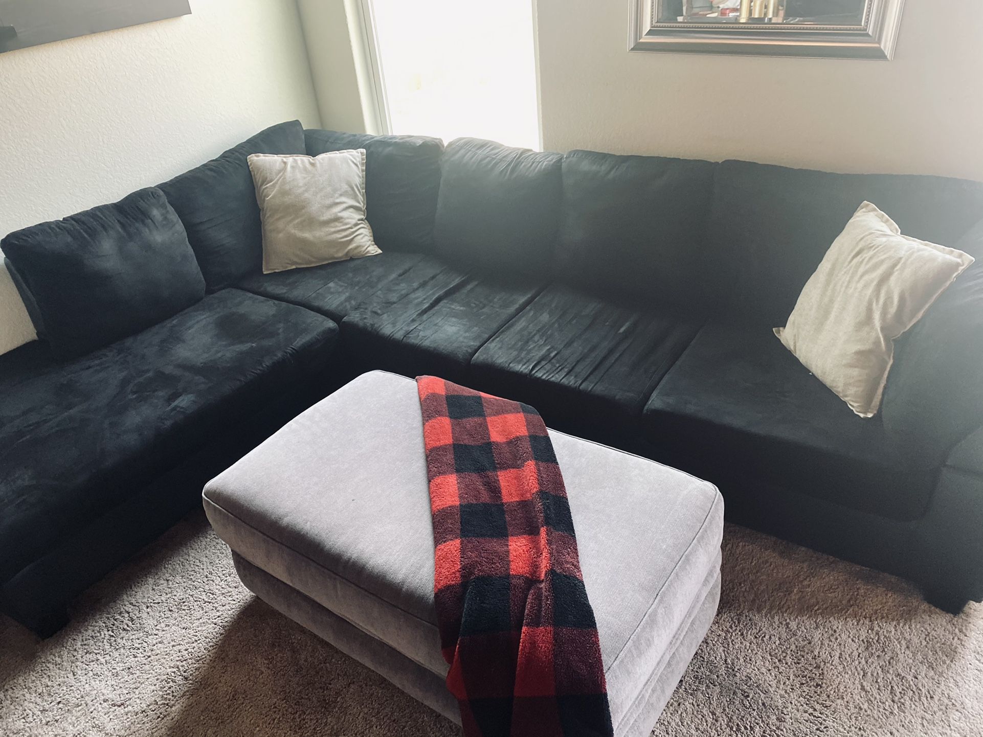 Black L Shaped Couch With Ottoman