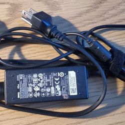 A New Dell Laptop Charger
