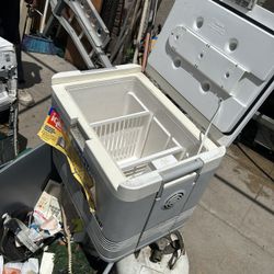 Igloo Electric Cooler And Warmer $65