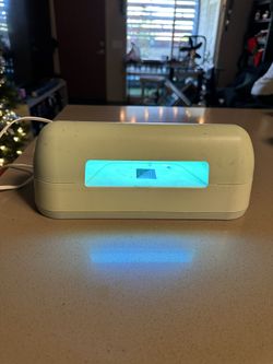 Lume Vintage UV Nail Lamp For Gel Nails