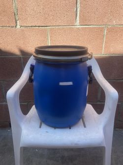 Stucco Concrete Construction Material Container