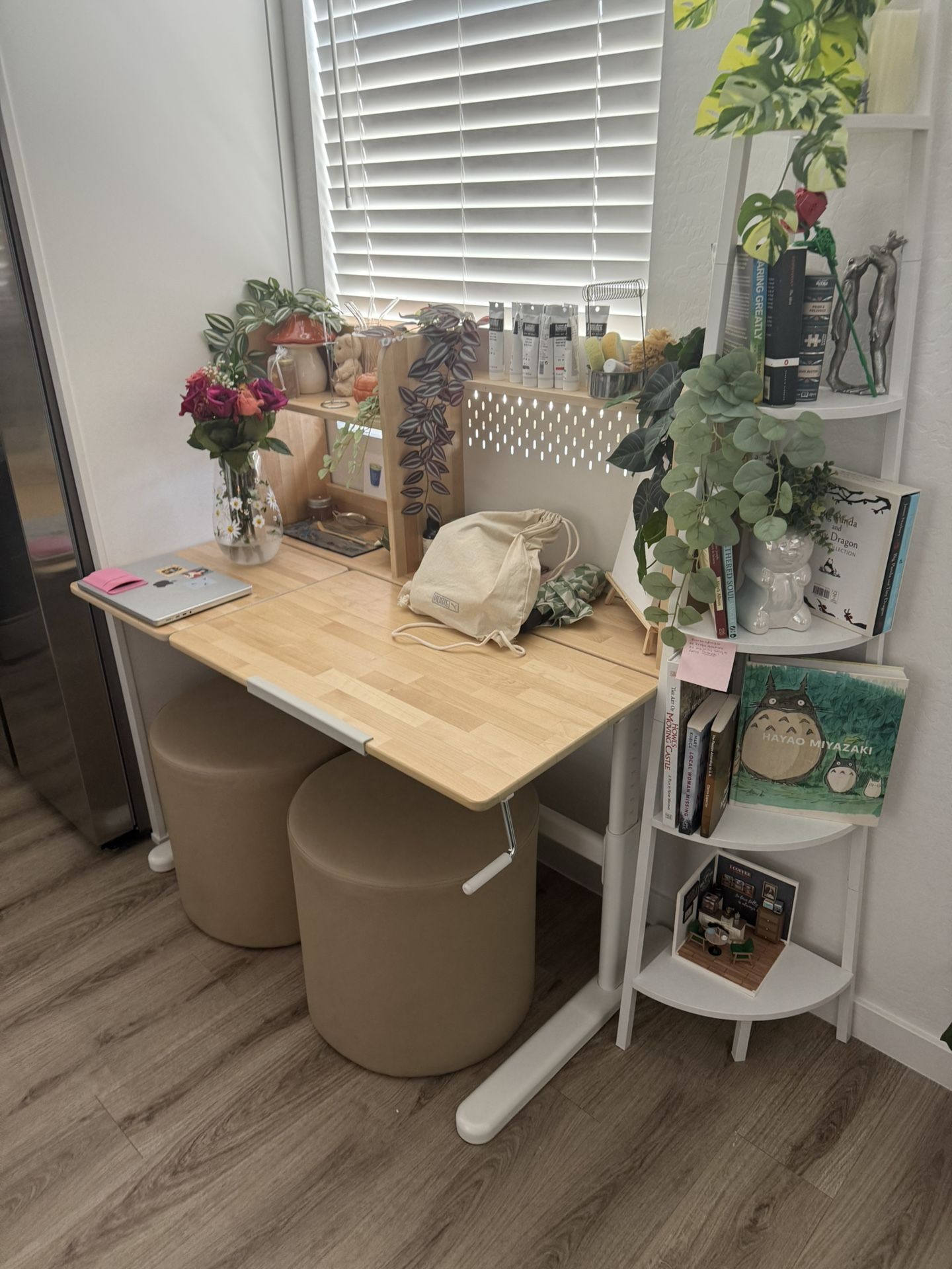 IKEA Painting/Study desk & Small Stools