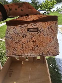 Calvin Klien Makeup Bag 