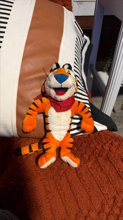 🐯 Vintage Tony the Tiger Plush – $15! 🥣
