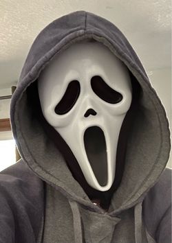 Scary movie mask