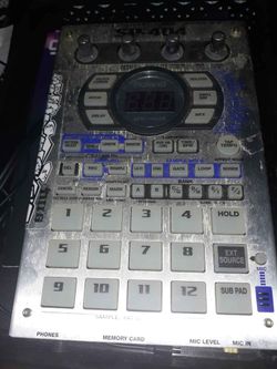 Roland SP-404 W. Memory Cards