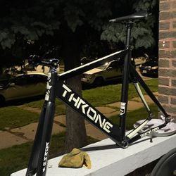 Throne Tracklord (as Is)