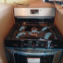 FRIGIDAIRE GAS STOVE 