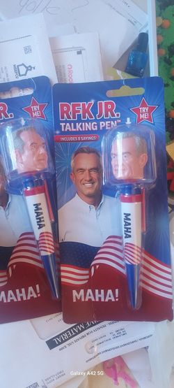 Bobble head pen