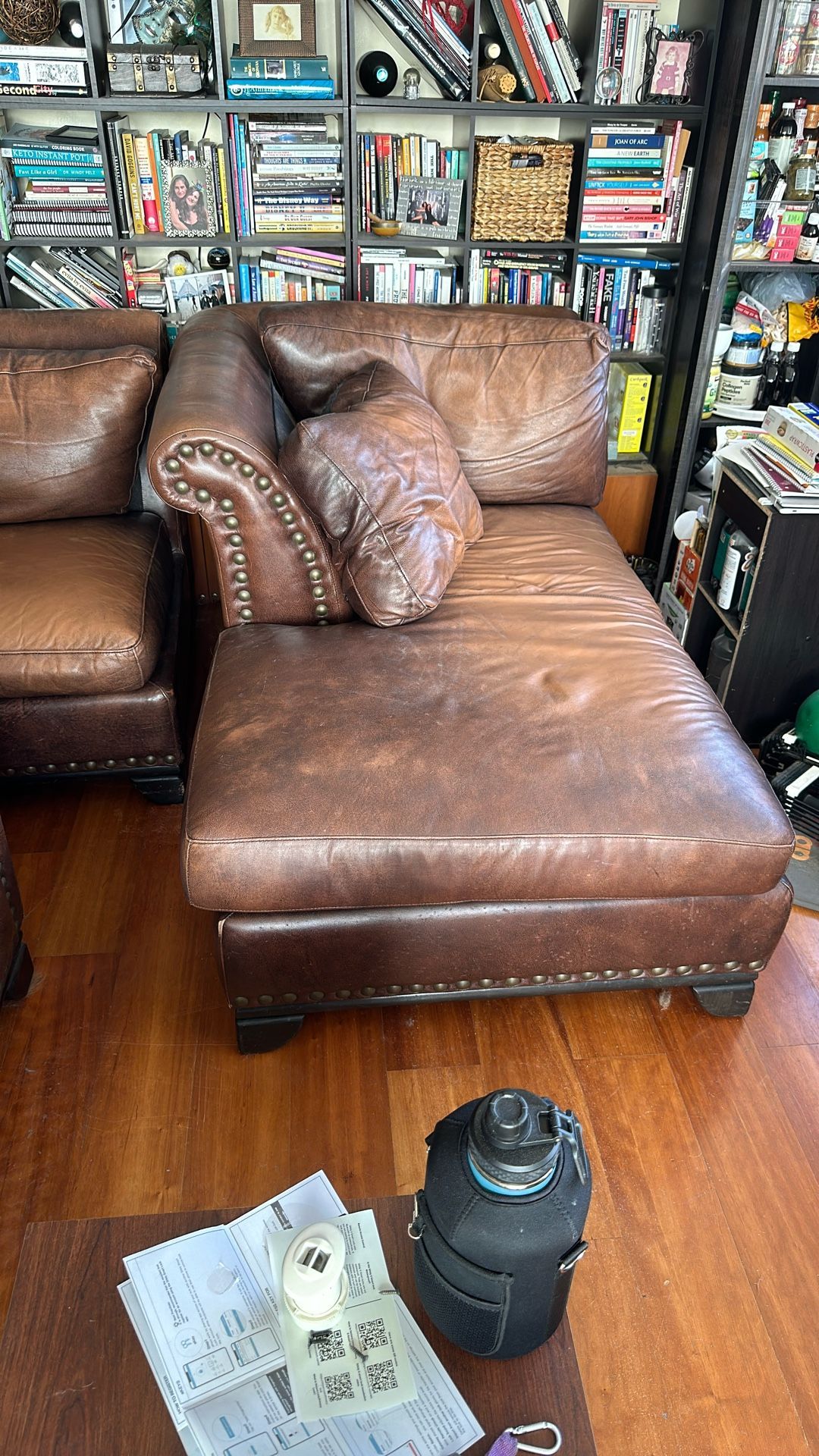 FREE Genuine Leather Chaise Lounge Chair - Pickup In Ft Lauderdale