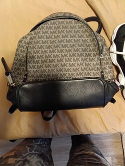 MICHAEL KORS BACKPACK N RETRO 6 SIZE 6