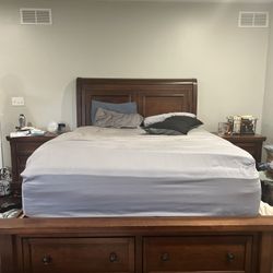 Queen Bed