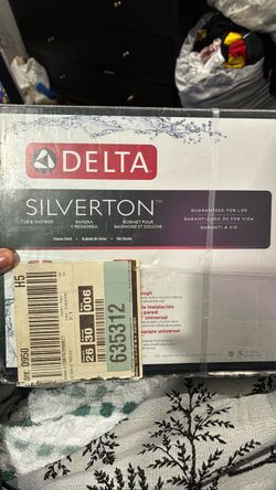 Delta Silverton Tub & Shower Faucet Chrome