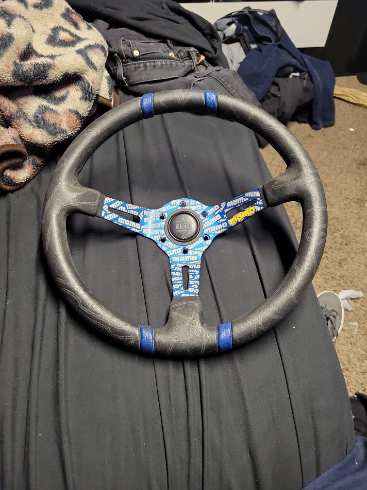 Momo Steering Wheel