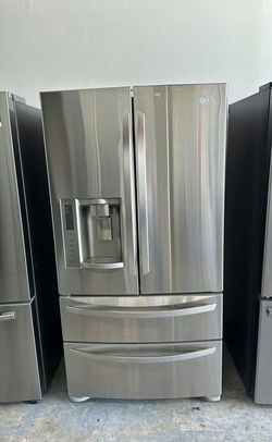 LG 4-Door Refrigerator (French Door Fridge with Drawer Freezer) - Ice Maker Energy Star