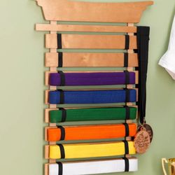 Belt Display Shelf