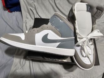 Air Jordan 1 Mid SE