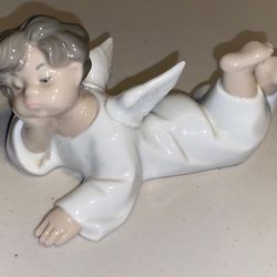 Lladro Angel Figurine – Vintage Spanish Porcelain Cherub, Laying Down
