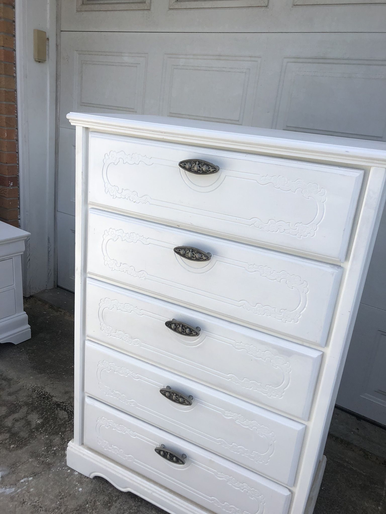 5 Drawer Upright Chest