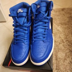 Jordan 1 Retro  Sz 12. 