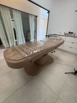 Brow/lash bed