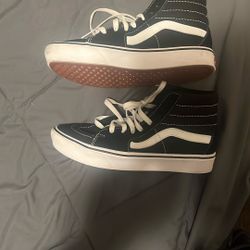 Vans Skating Boarding Shoes Slightly Used Size 7.5 USA Men