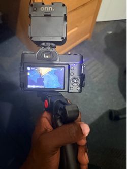 Vlogging camera