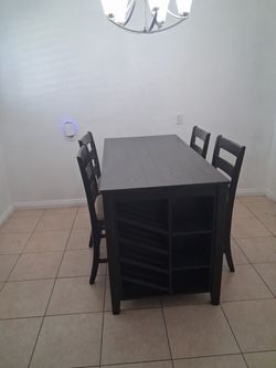 Comedor 4 sillas