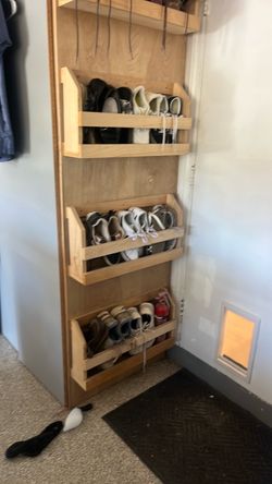 Wooden shoe rack