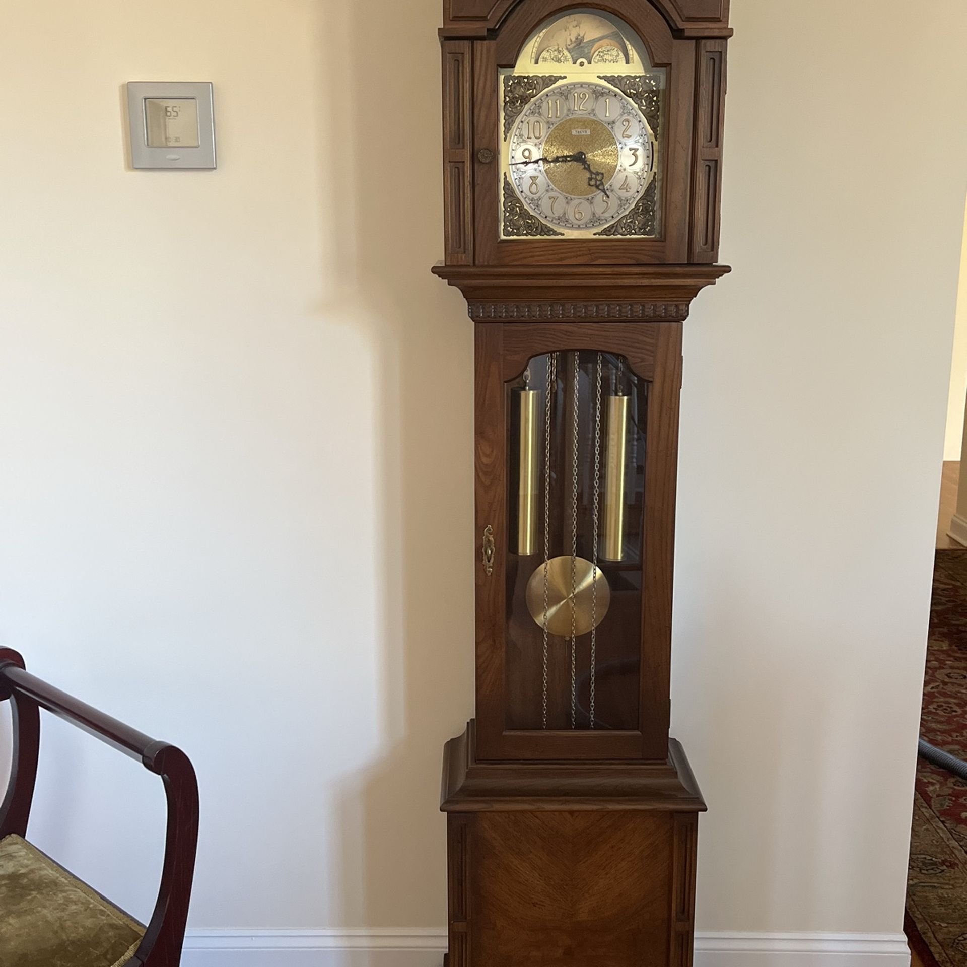 Grandmother Clock -Trend