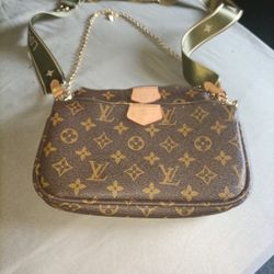 Louis Vuitton Multi Pochette Cross Bag 