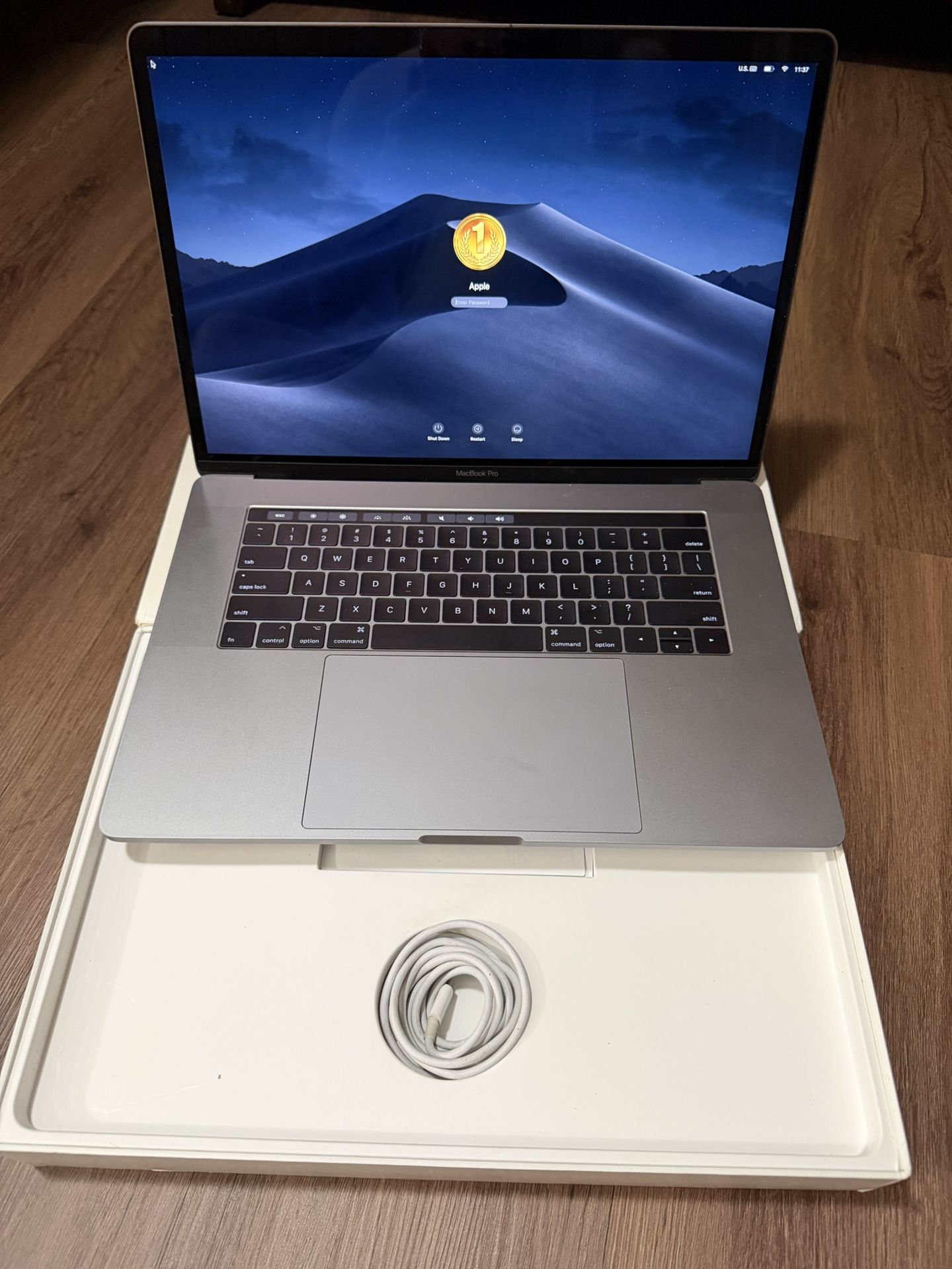 2017 MacBook Pro 15 Inch Excellent Condition