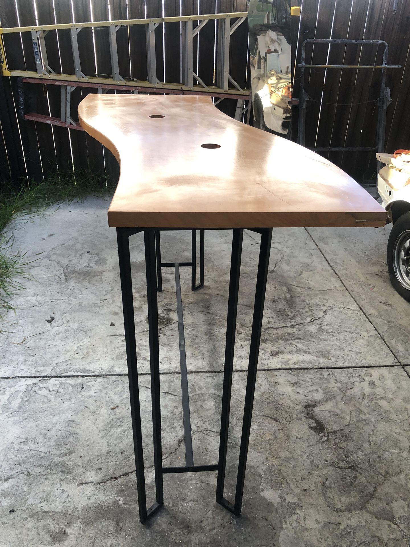 Bar Table, Restaurant, Wood Top. Man Cave Good Condition