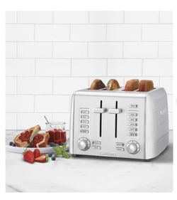 Cuisinart Custom Select 4-slice Toaster