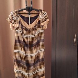 Plus Size Dress - Decorative Golden Print 