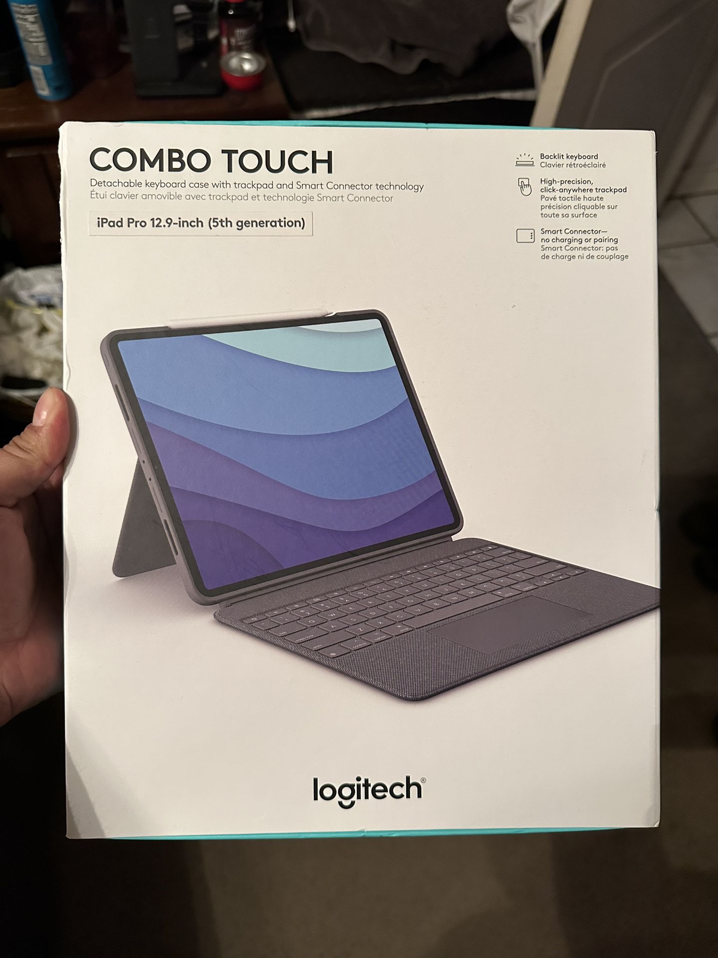 Logitech Combo Touch for iPad Pro 12.9 Inch