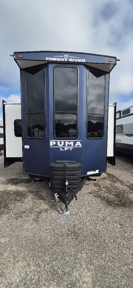 PALOMINO PUMA DESTINATION 402LFT