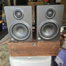 MR 5- MK 2 Active Studio Monitor 