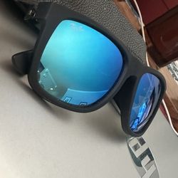 Ray Ban