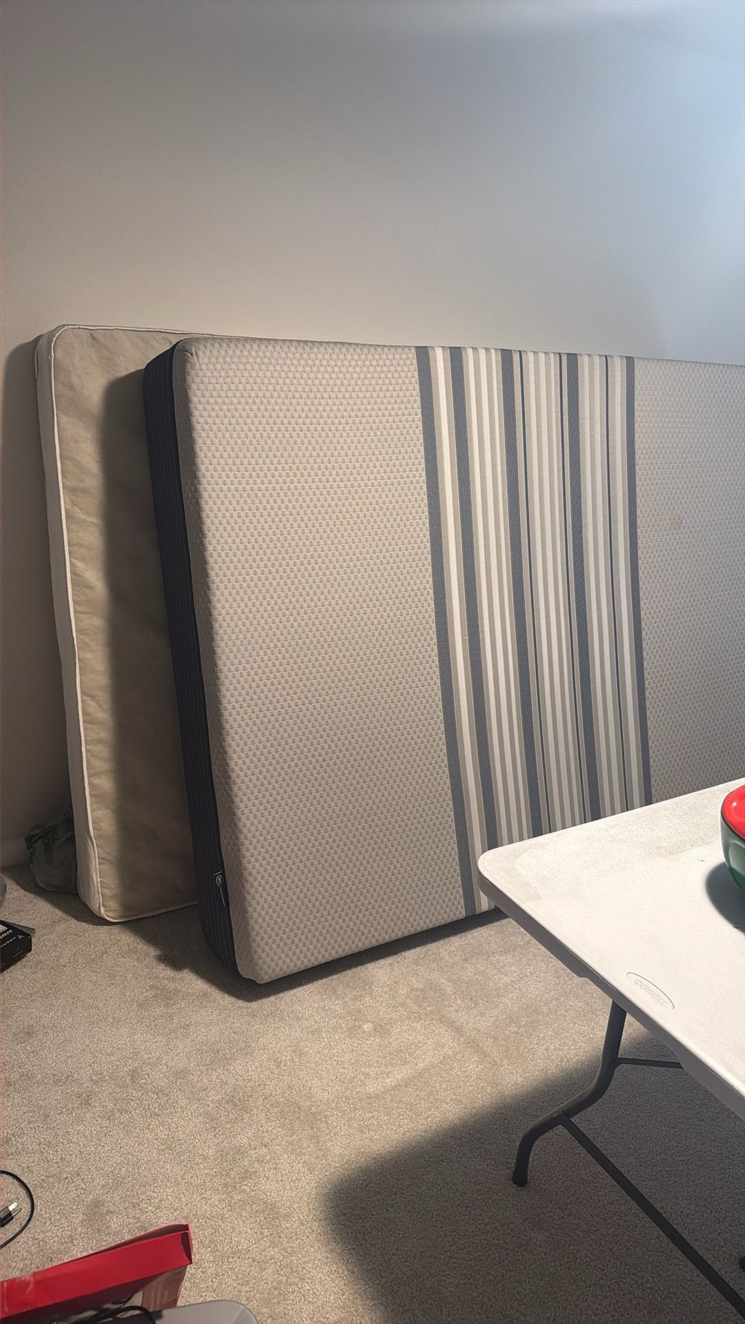 Queen Serta Matress & Box Spring