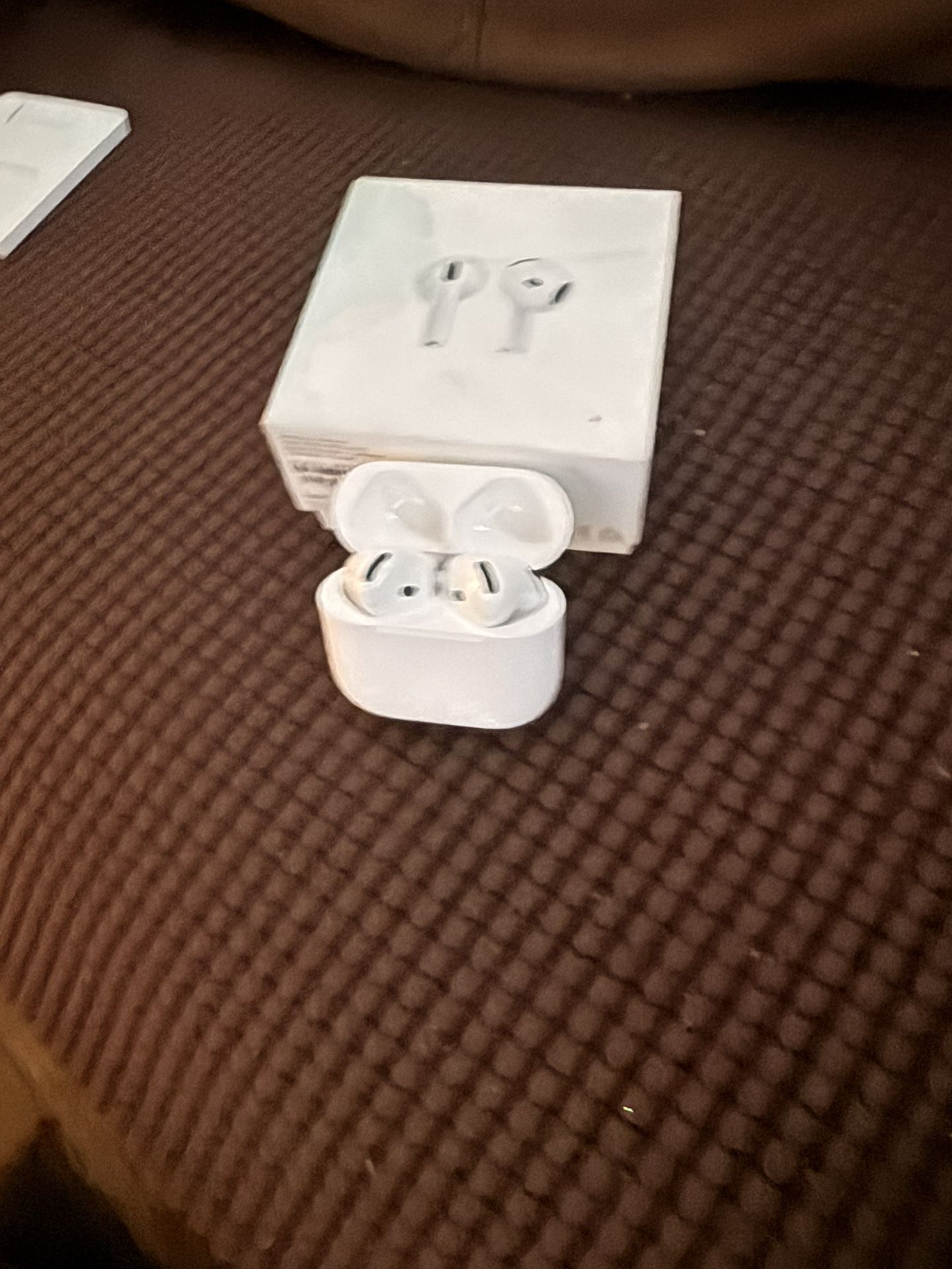 Apple AirPods