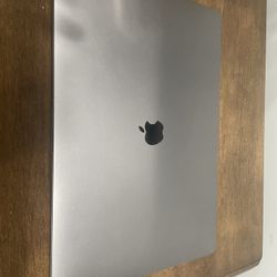 2019 16” Macbook Pro I7 - 1 TB SSD - Radeon 5500M