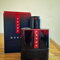 Prada Luna Rossa Ocean Le Parfum