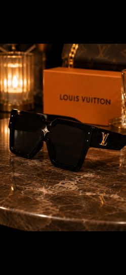 LV Sunglasses New