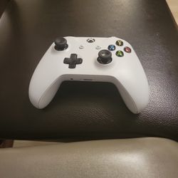 Xbox One S All Digital Edition Controller 