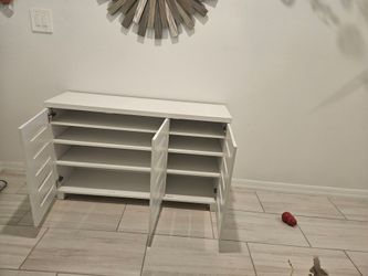 Entryway table