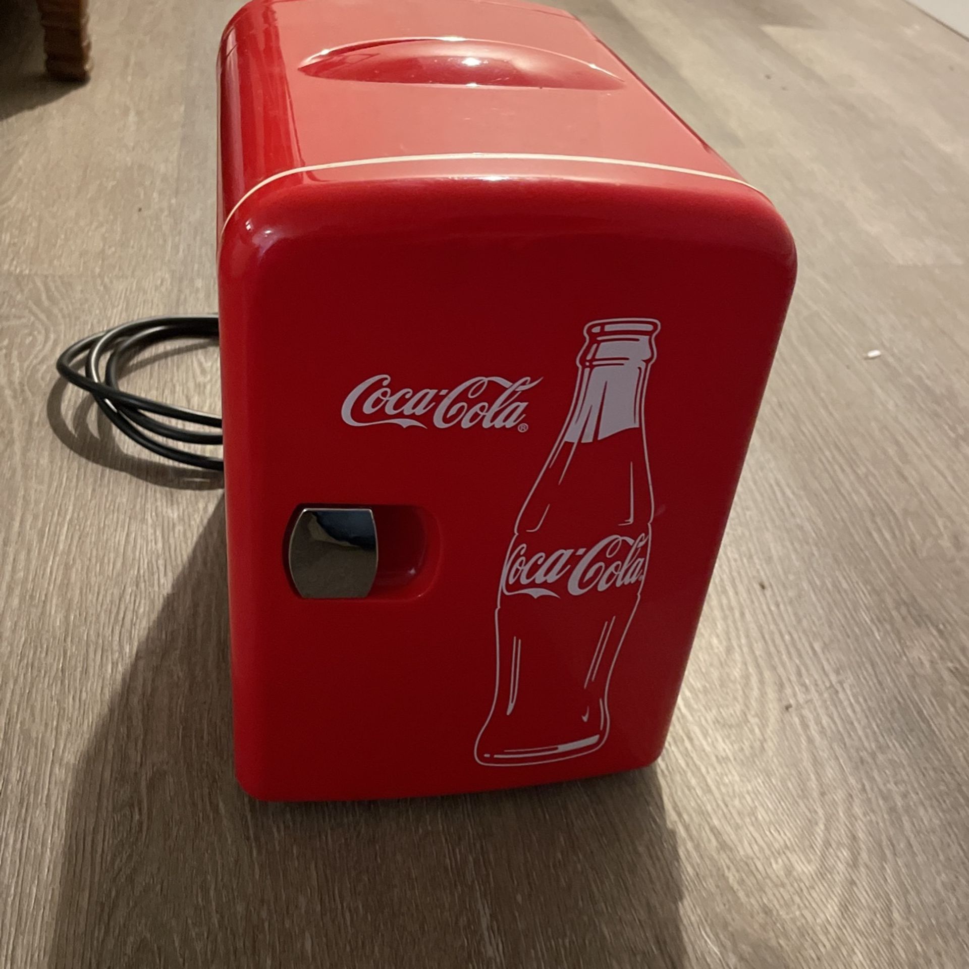 Coca Cola Mini Fridge