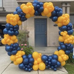 Round Balloon Backdrop