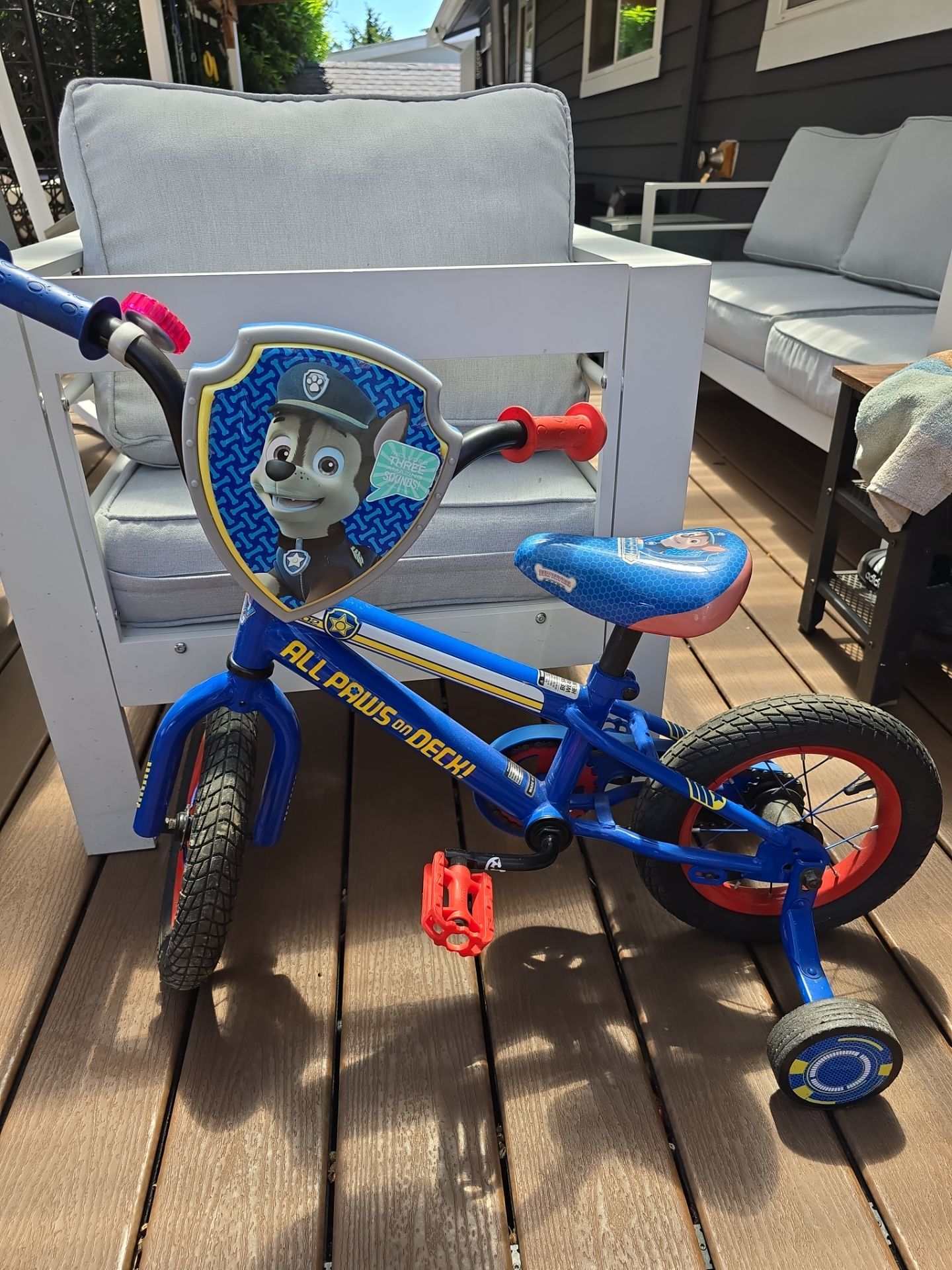 Toddlers paw patrol bike with training wheels